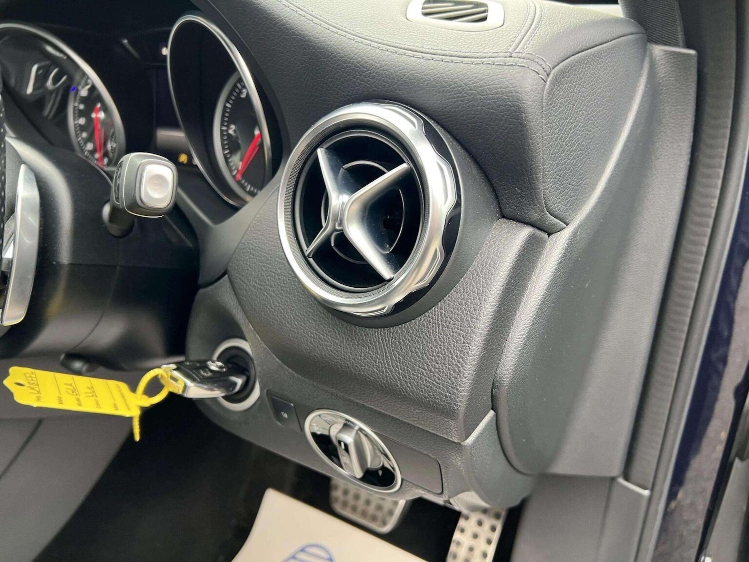 Used Mercedes-Benz GLA 2018 for sale - 76566627: Photo 69