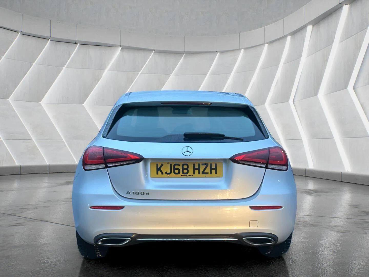 Used Mercedes-Benz A-Class 2019 for sale - 76780903: Photo 12