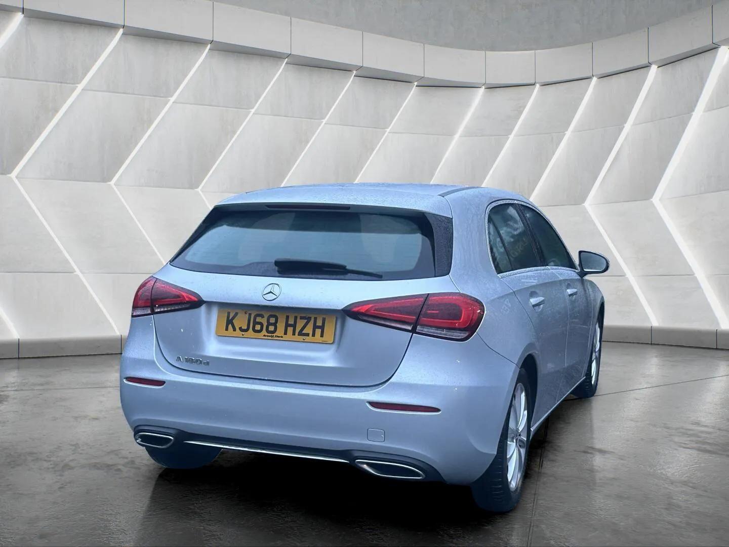 Used Mercedes-Benz A-Class 2019 for sale - 76780903: Photo 13