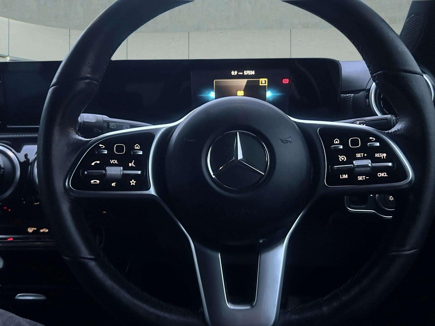 Used Mercedes-Benz A-Class 2019 for sale - 76780903: Photo 41