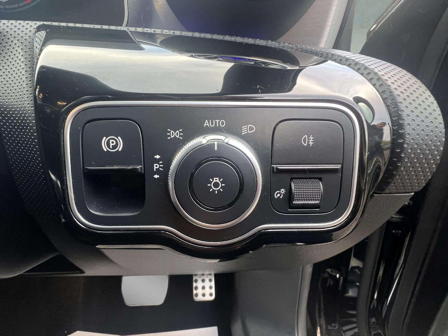 Used Mercedes-Benz A-Class 2018 for sale - 76598472: Photo 28