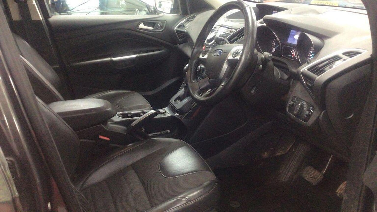 Used Ford Kuga 2015 for sale - 76142559: Photo 8