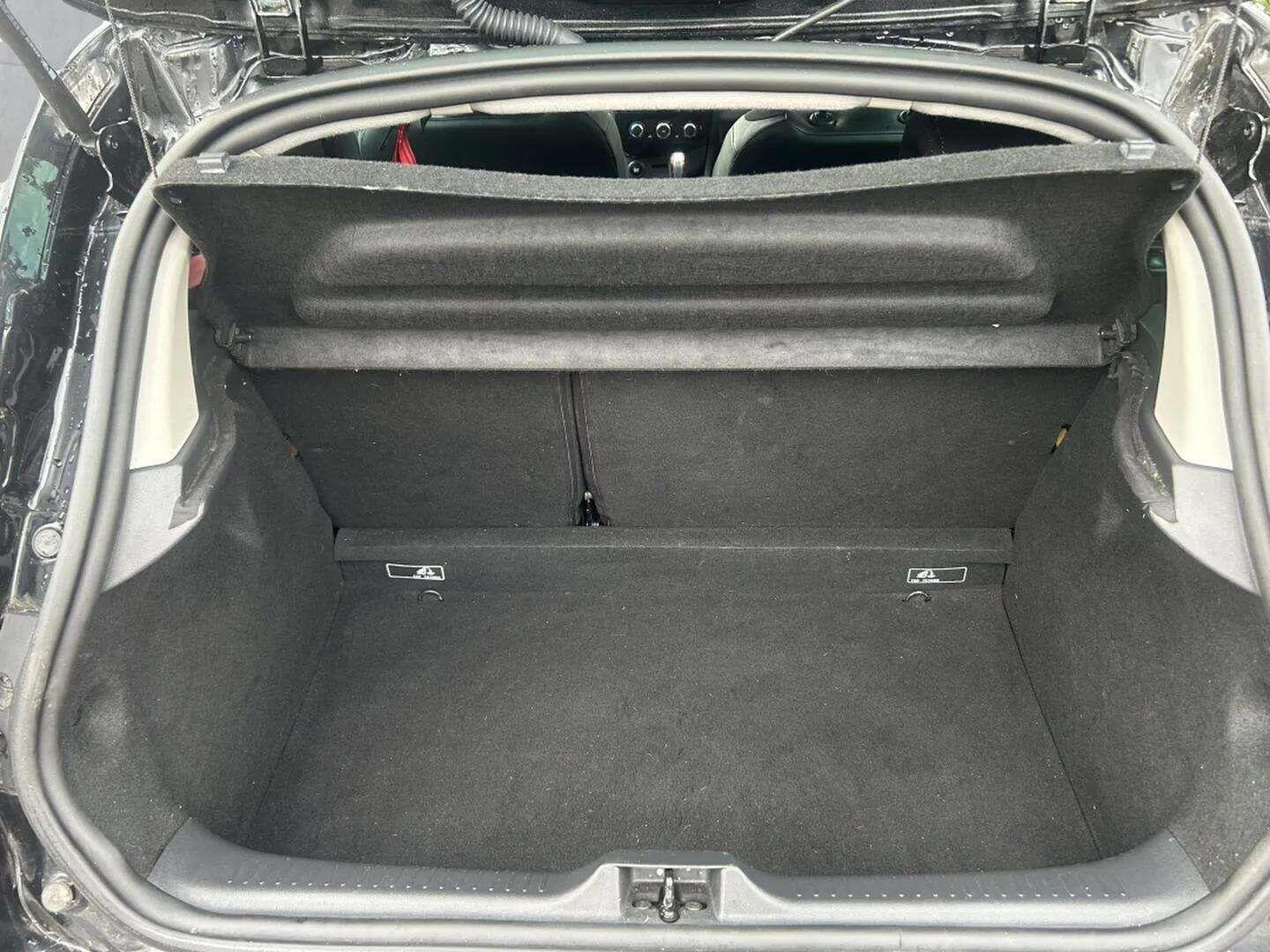 Used Renault Clio 2017 for sale - 76715365: Photo 45