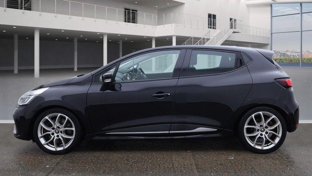 Used Renault Clio 2017 for sale - 76715365: Photo 6