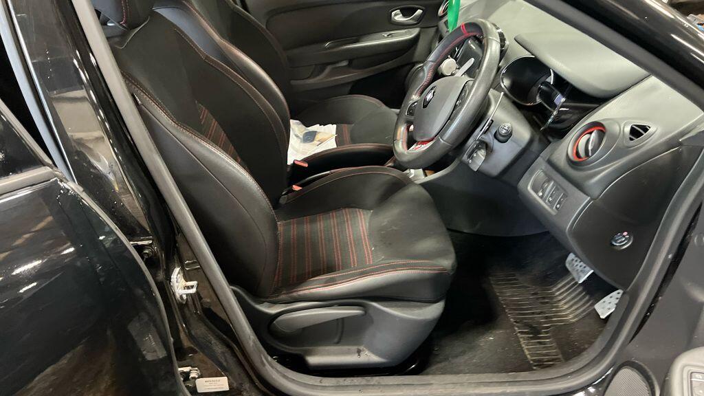 Used Renault Clio 2017 for sale - 76715365: Photo 9