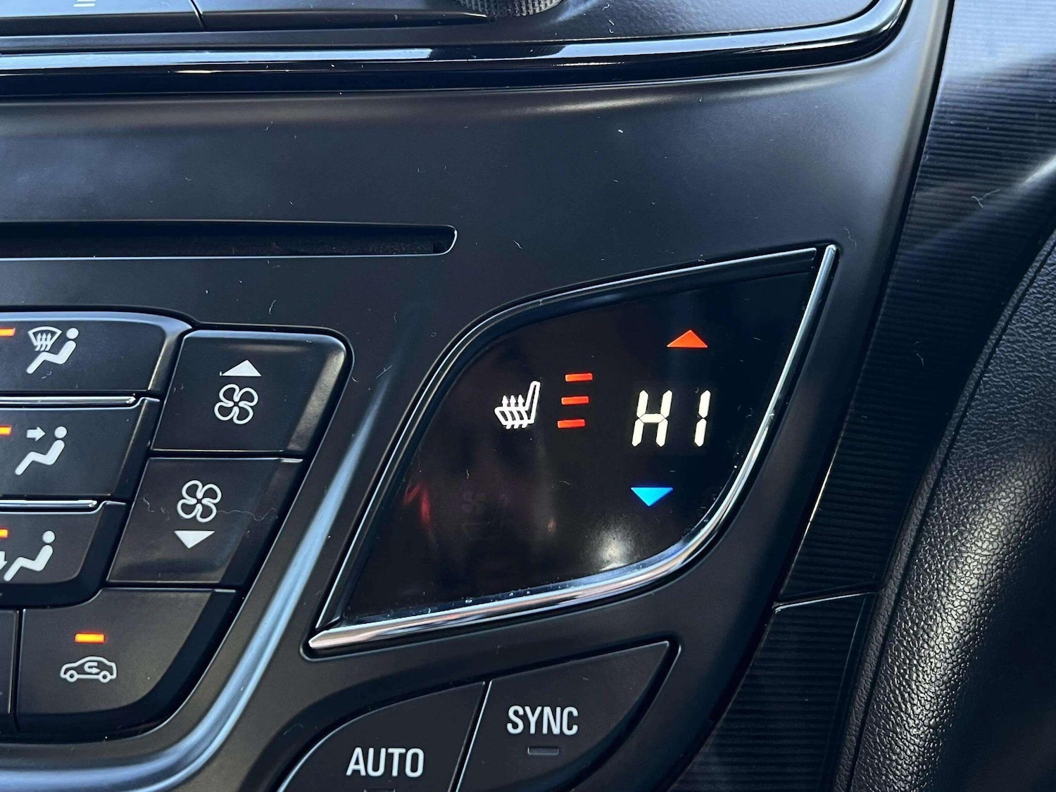 Used Vauxhall Insignia 2015 for sale - 76689178: Photo 33