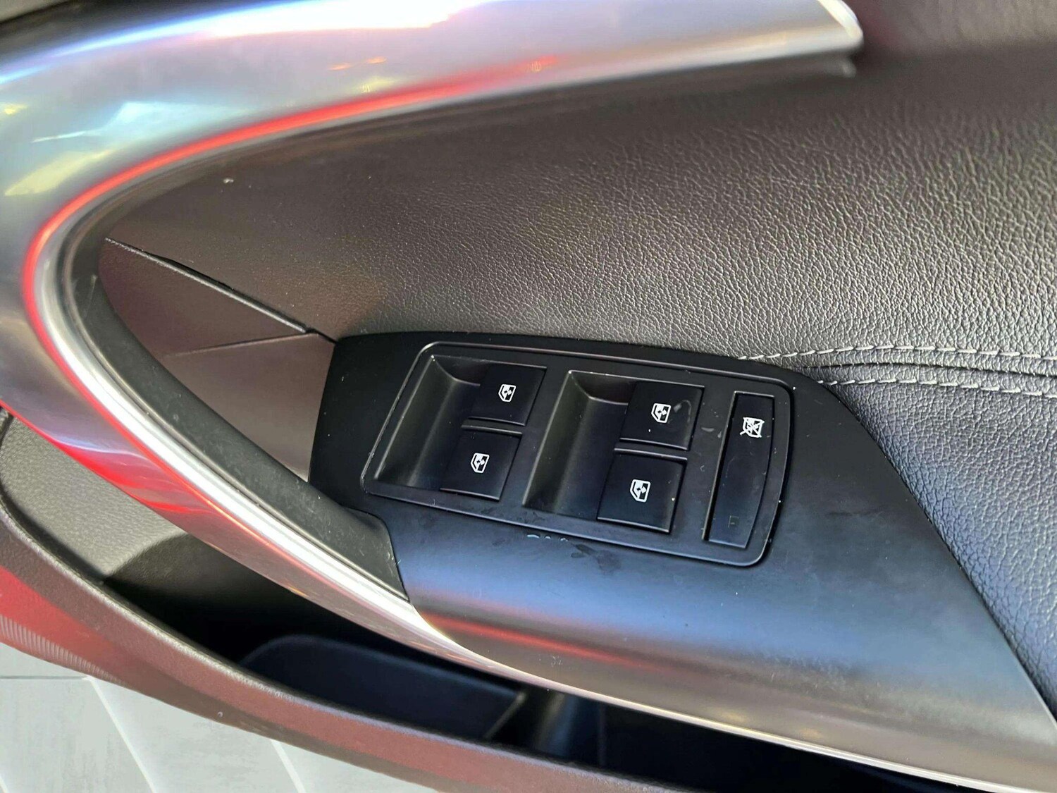 Used Vauxhall Insignia 2015 for sale - 76689178: Photo 42