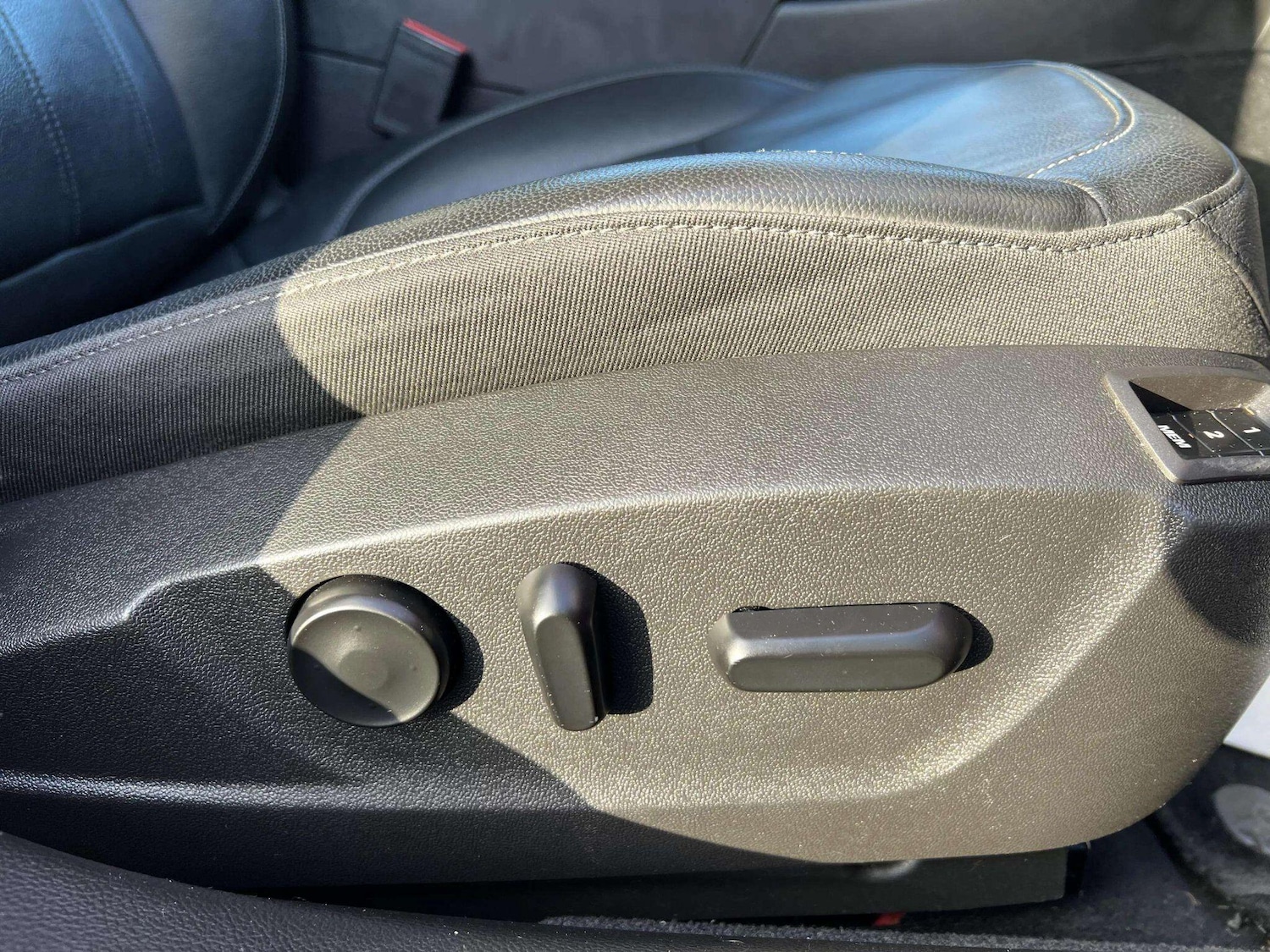 Used Vauxhall Insignia 2015 for sale - 76689178: Photo 43