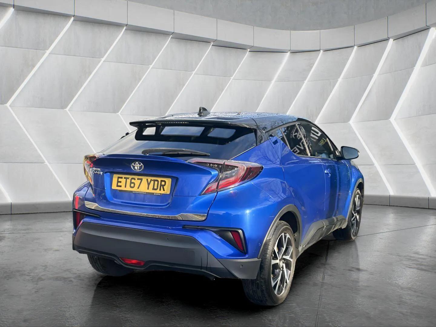 Used Toyota C-HR 2018 for sale - 76688815: Photo 14