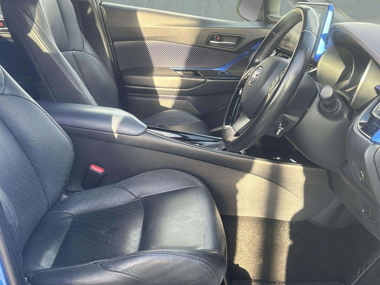 Used Toyota C-HR 2018 for sale - 76688815: Photo 20