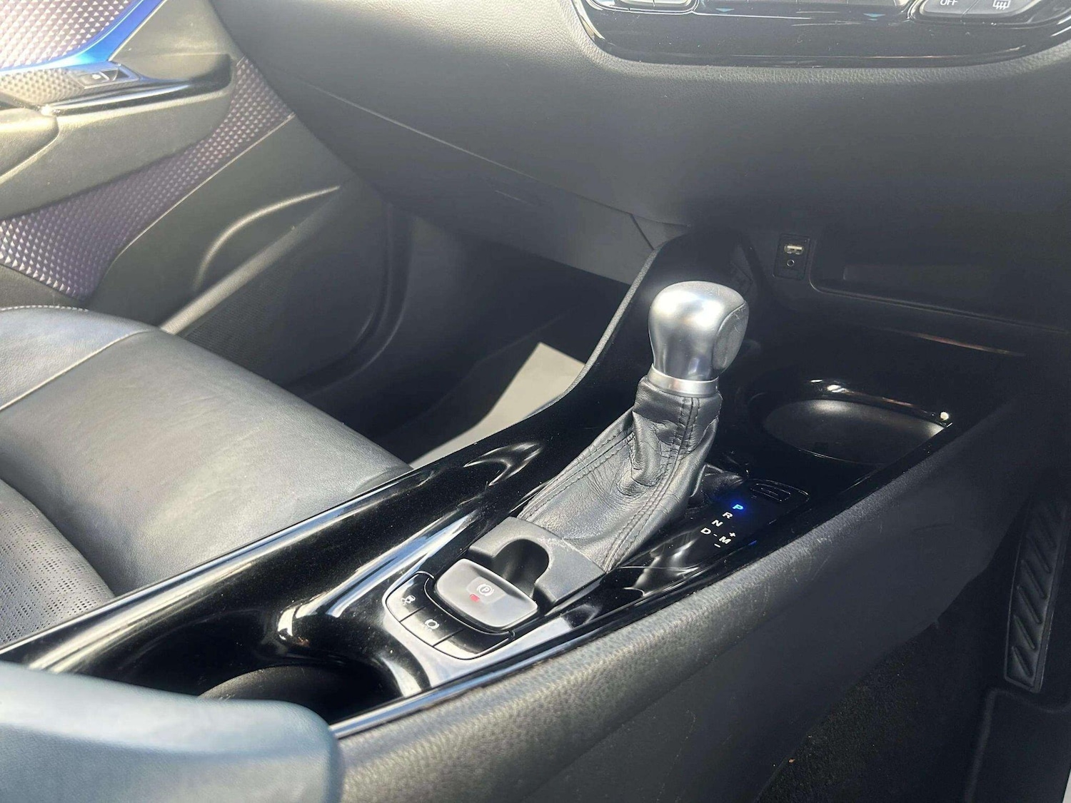 Used Toyota C-HR 2018 for sale - 76688815: Photo 35