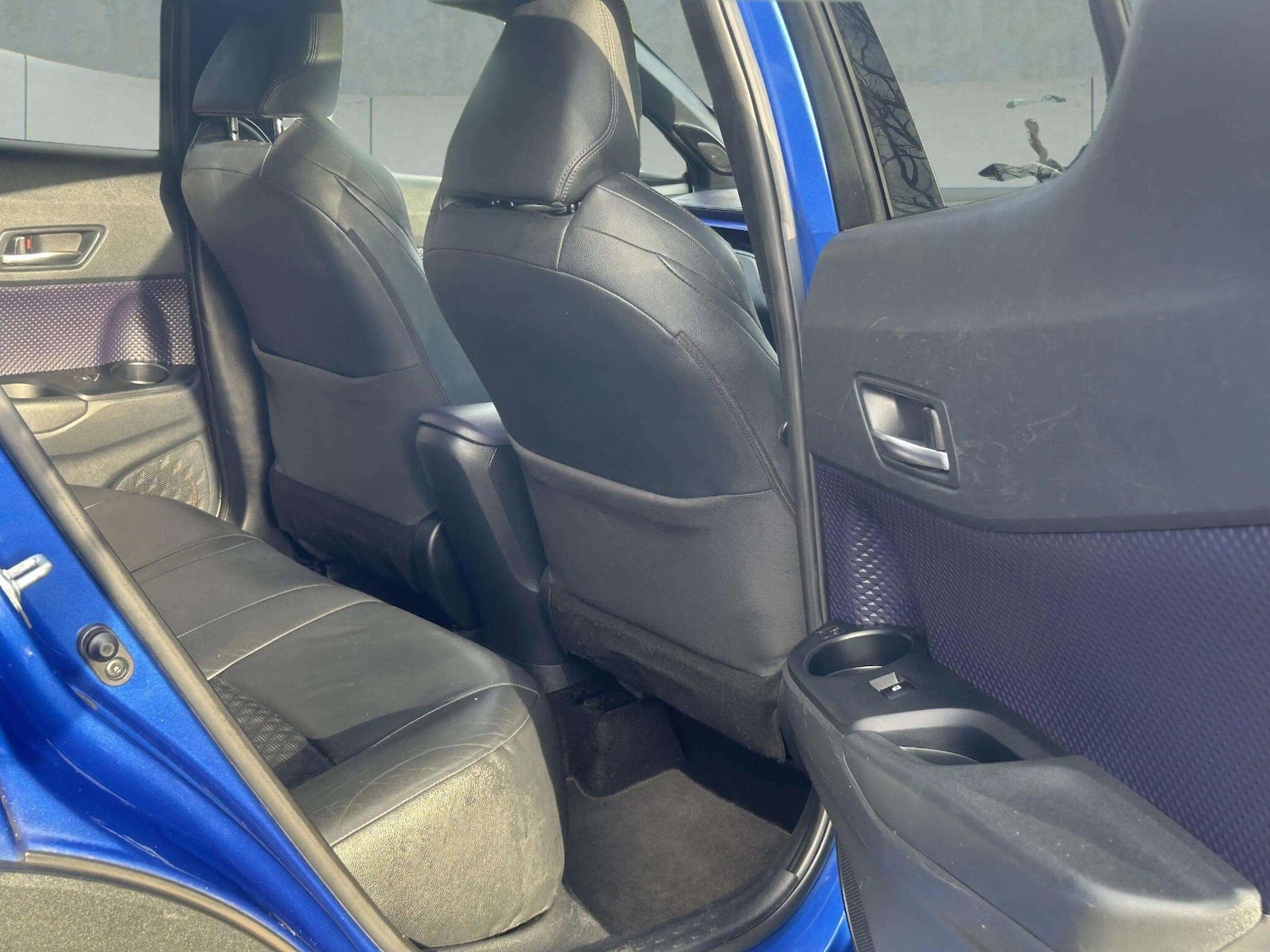 Used Toyota C-HR 2018 for sale - 76688815: Photo 40