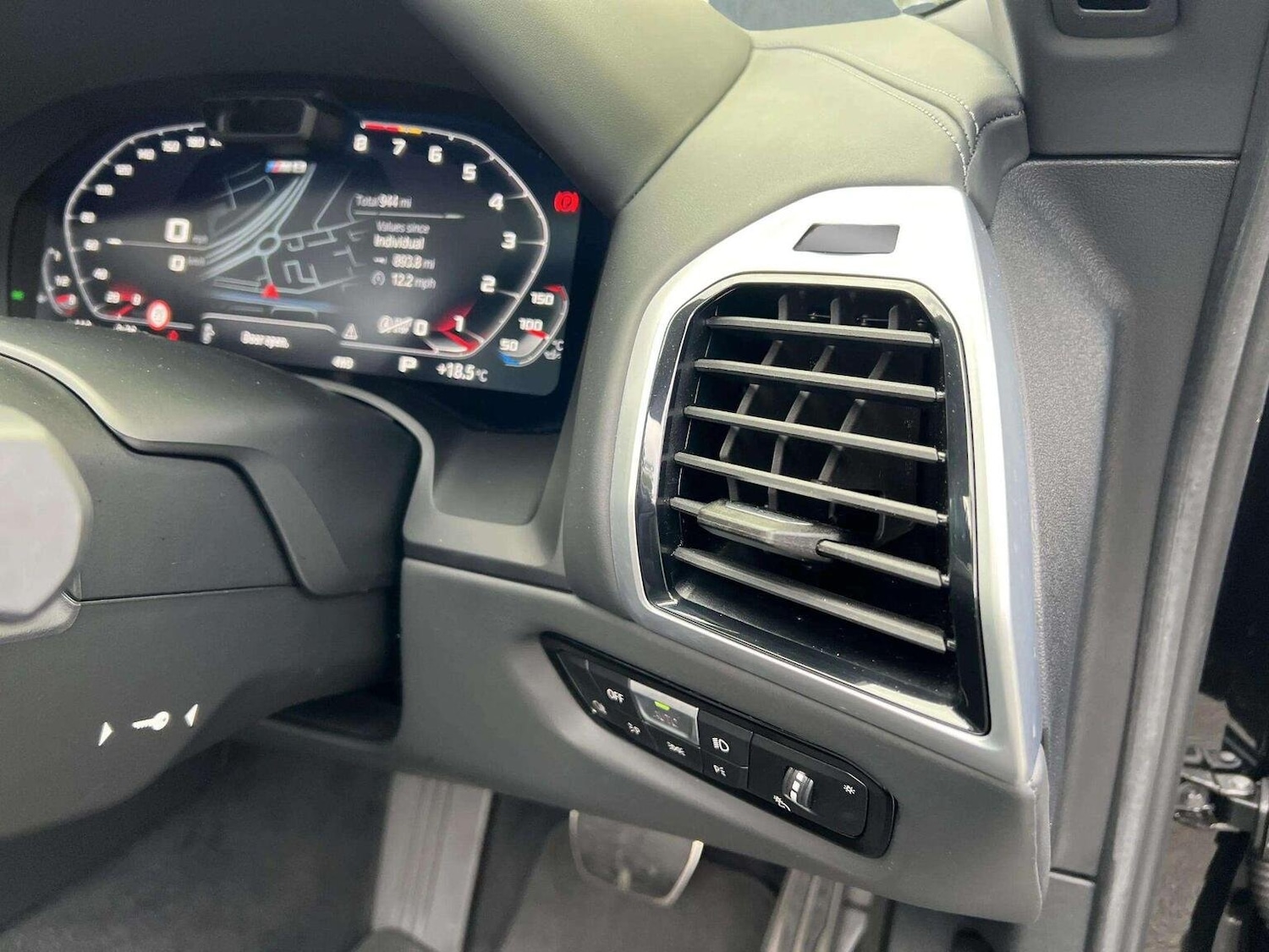 Used BMW M8 2025 for sale - 76566650: Photo 17