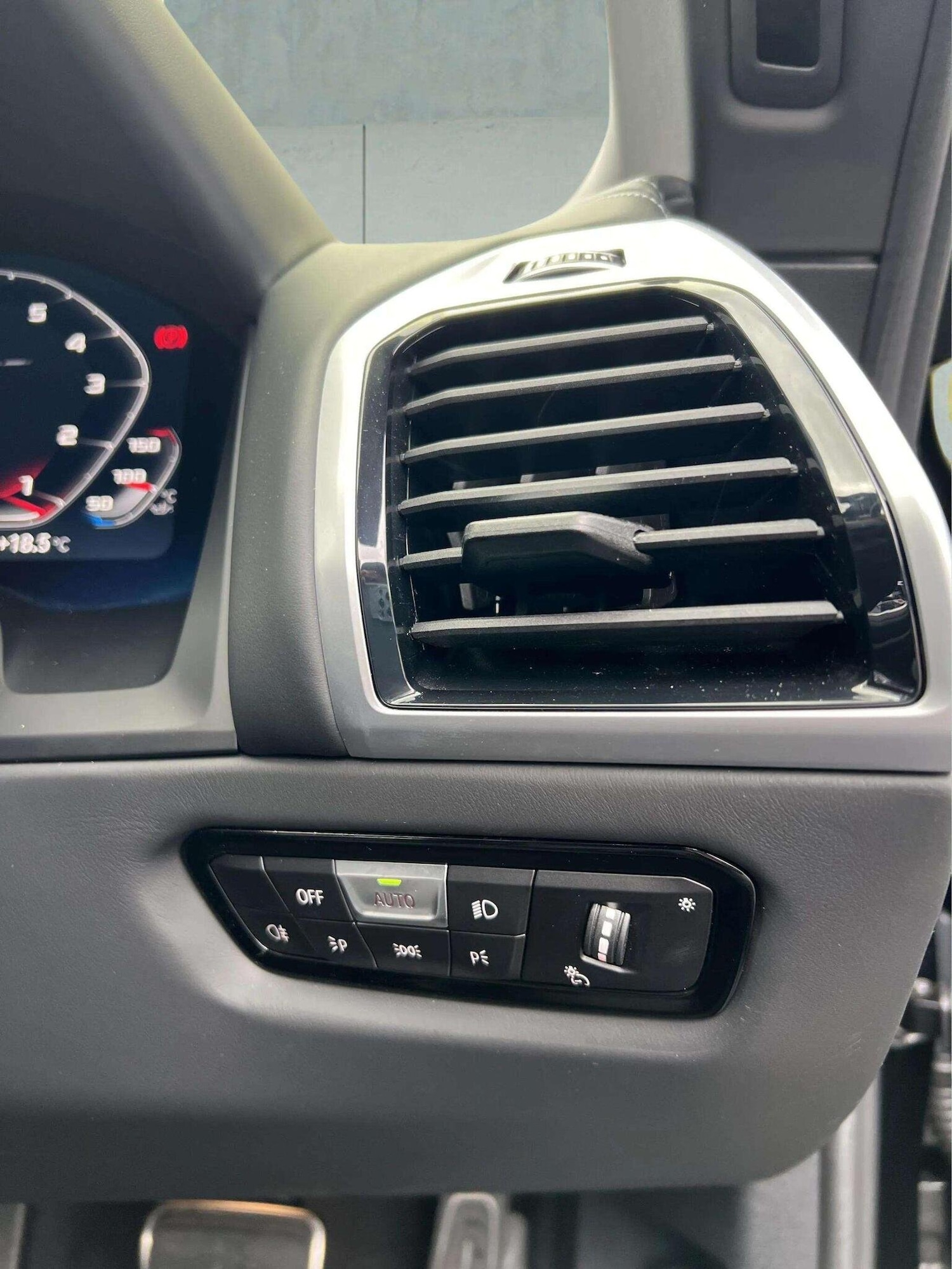 Used BMW M8 2025 for sale - 76566650: Photo 48