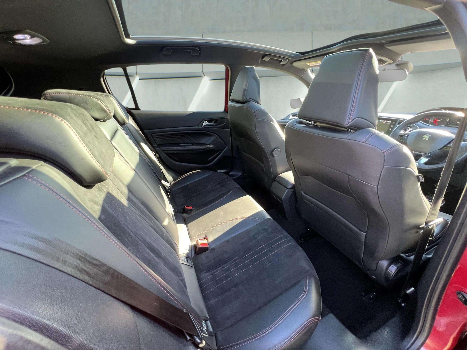 Used Peugeot 308 2017 for sale - 76598471: Photo 29