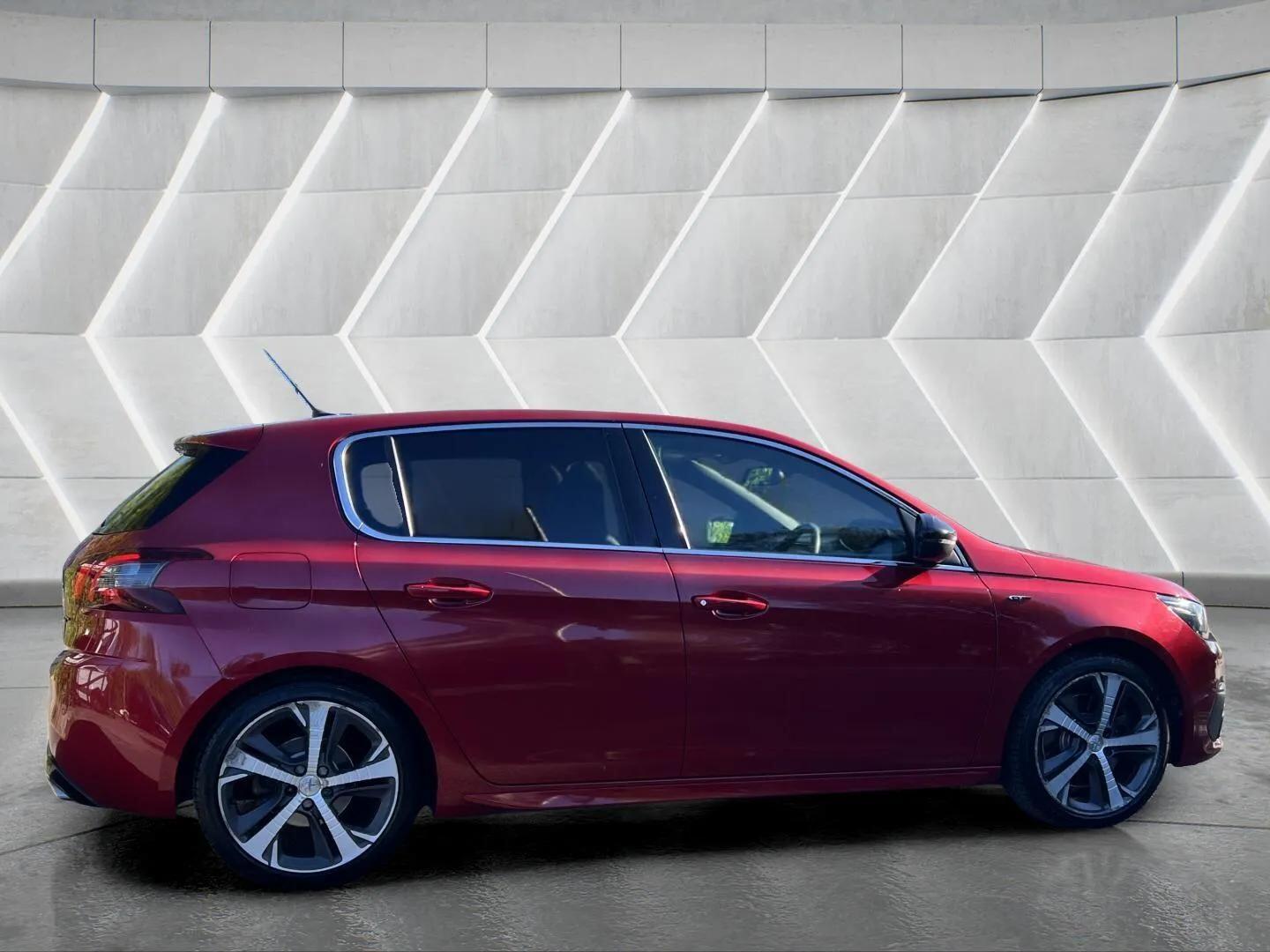 Used Peugeot 308 2017 for sale - 76598471: Photo 6