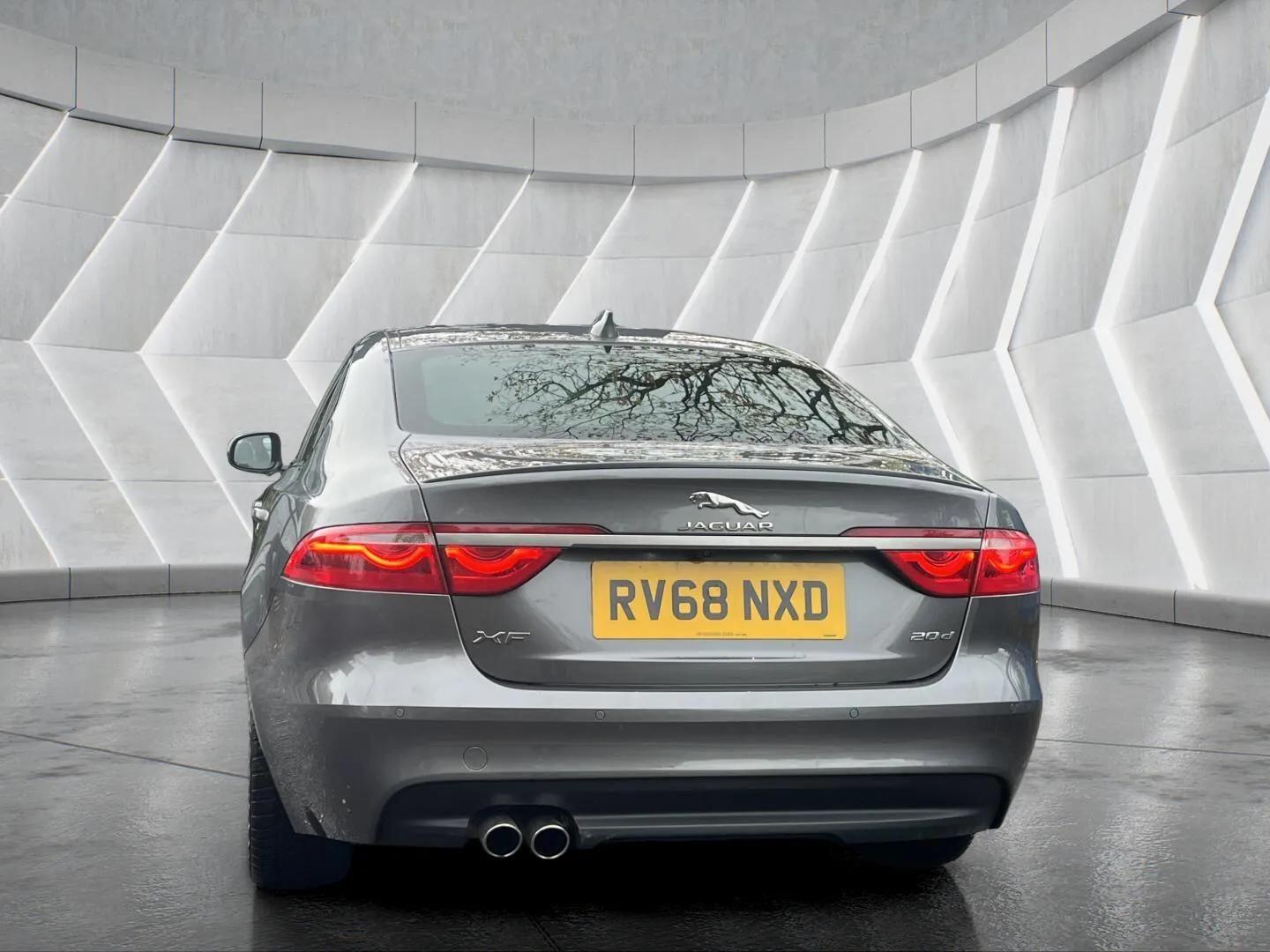 Used Jaguar XF 2018 for sale - 76598470: Photo 16