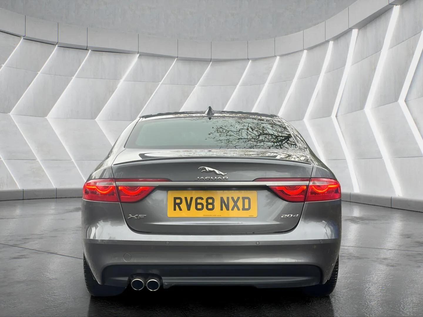 Used Jaguar XF 2018 for sale - 76598470: Photo 17