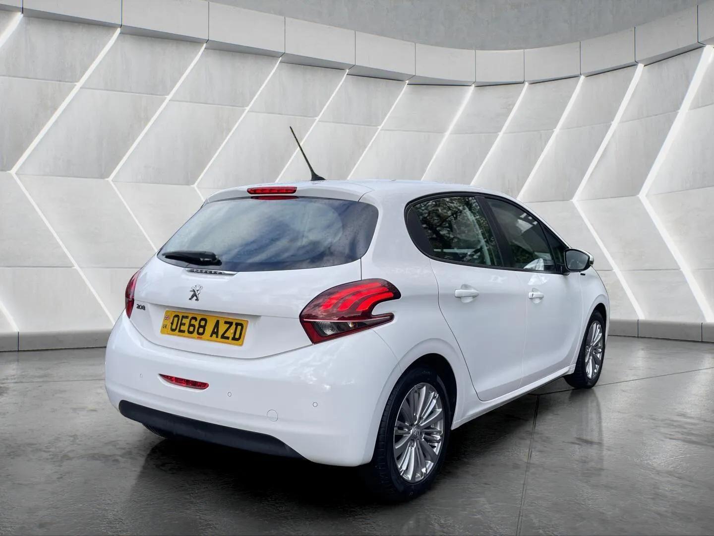 Used Peugeot 208 2019 for sale - 76598469: Photo 15