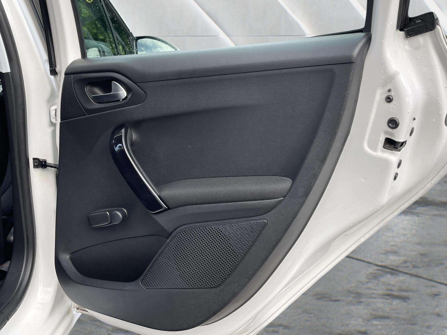 Used Peugeot 208 2019 for sale - 76598469: Photo 38