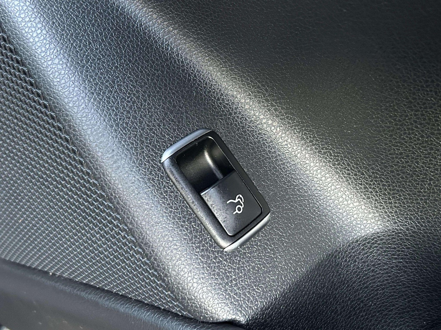 Used Mercedes-Benz CLA 2019 for sale - 76632844: Photo 35