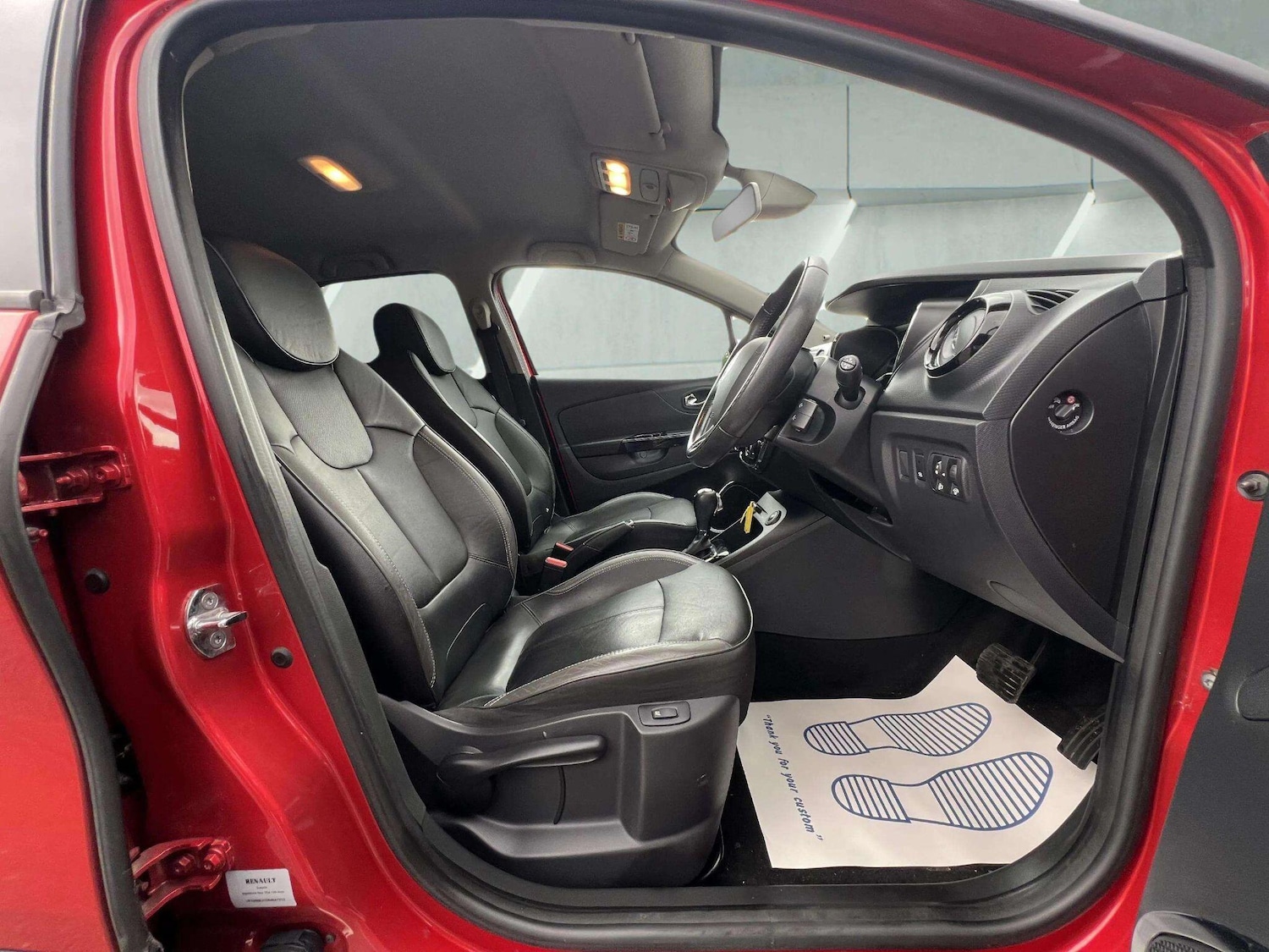 Used Renault Captur 2016 for sale - 76898357: Photo 30