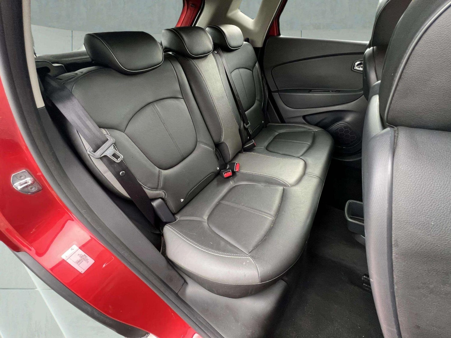 Used Renault Captur 2016 for sale - 76898357: Photo 33