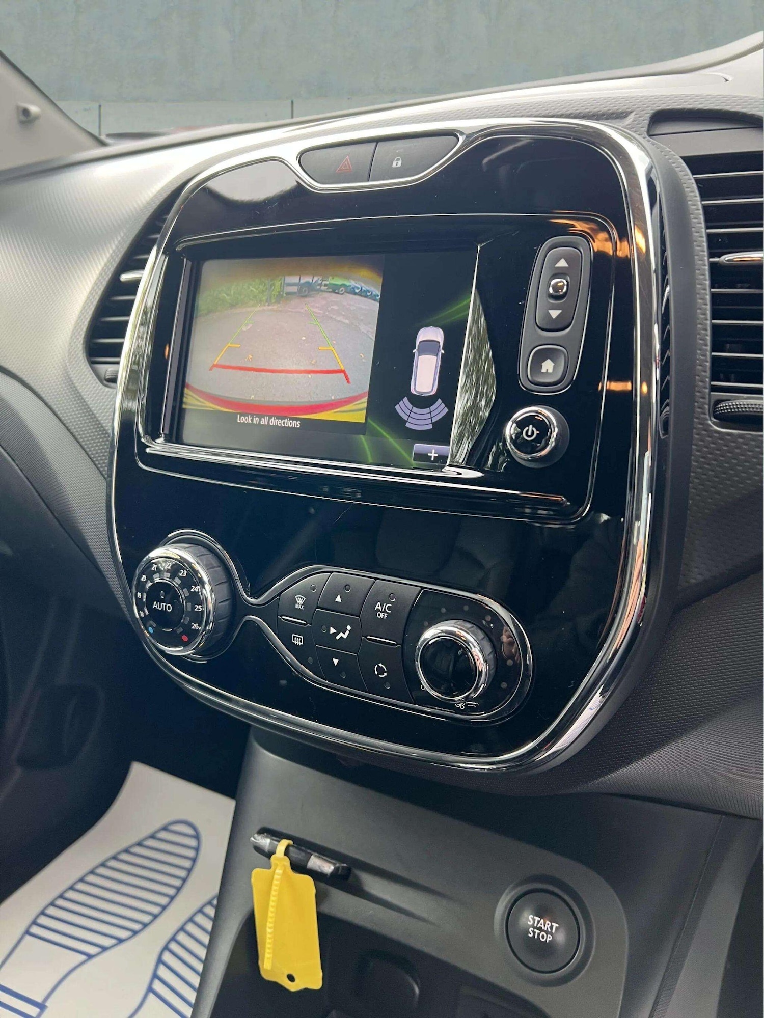 Used Renault Captur 2016 for sale - 76898357: Photo 52