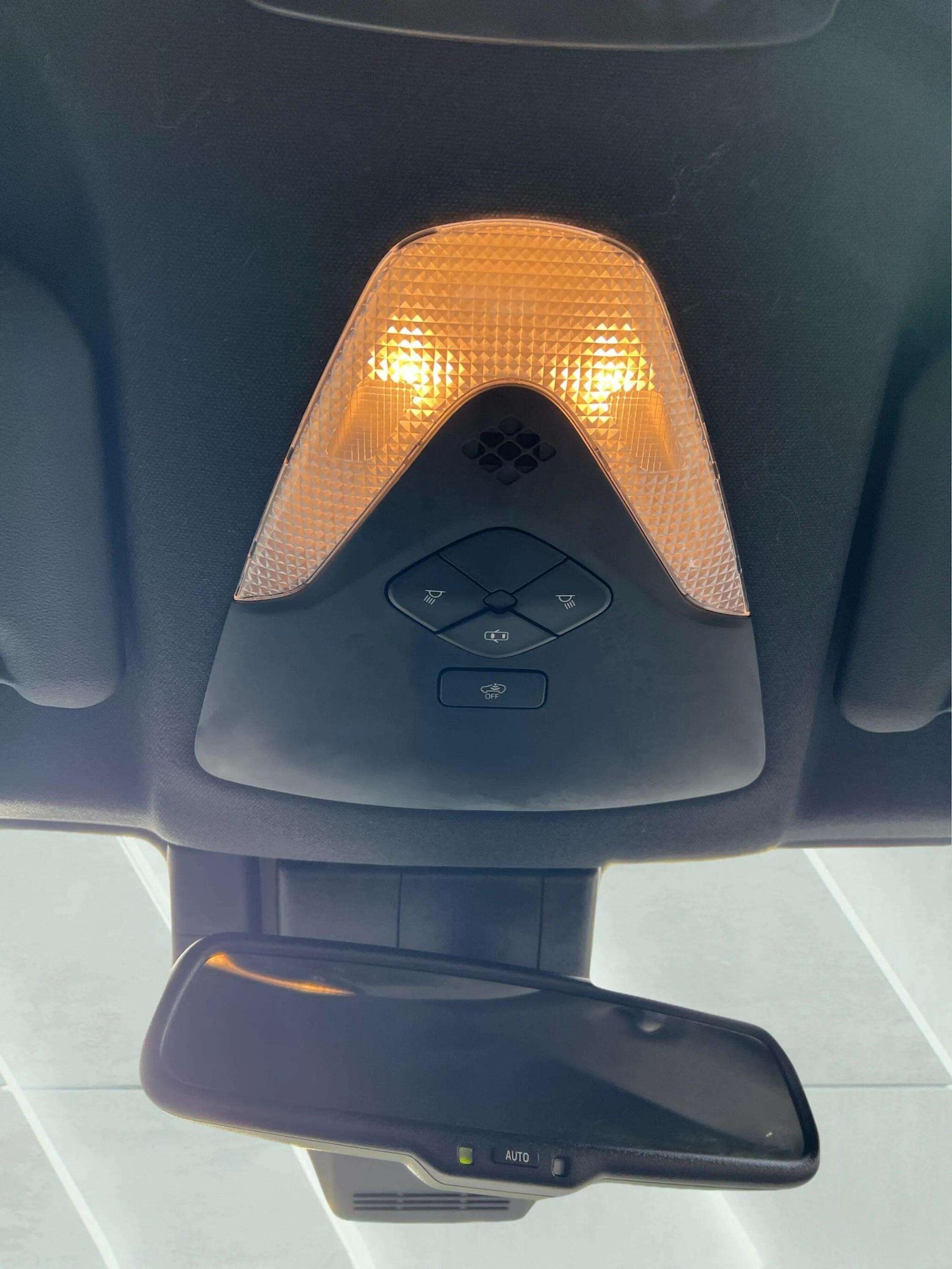 Used Toyota C-HR 2018 for sale - 76598457: Photo 69