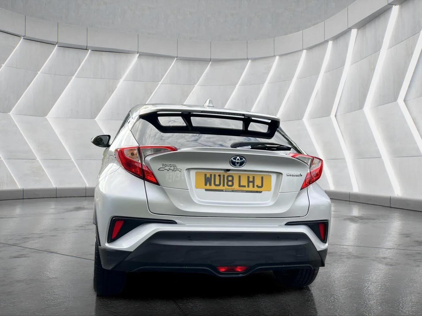 Used Toyota C-HR 2018 for sale - 76598457: Photo 9