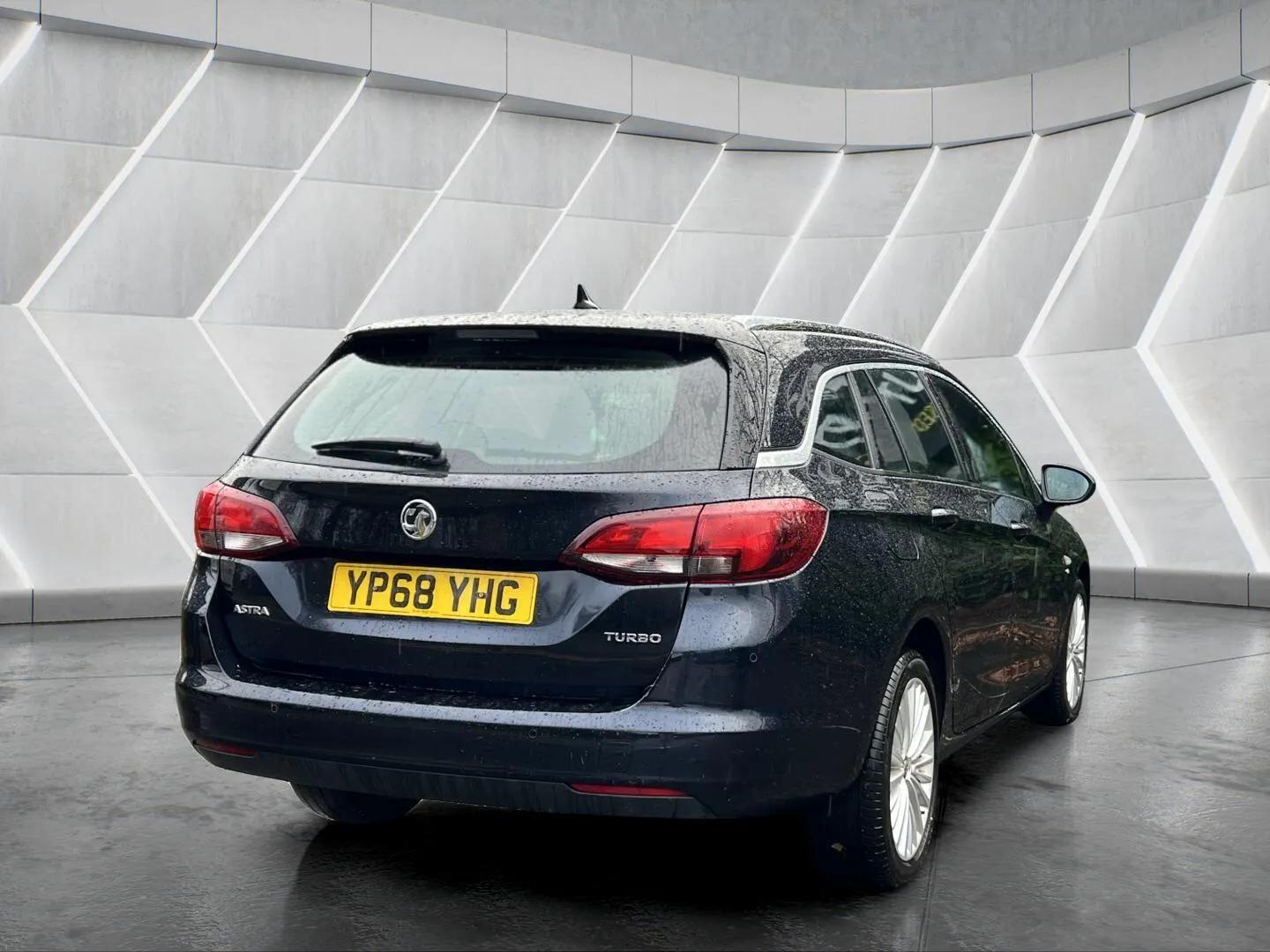 Used Vauxhall Astra 2018 for sale - 76634039: Photo 14