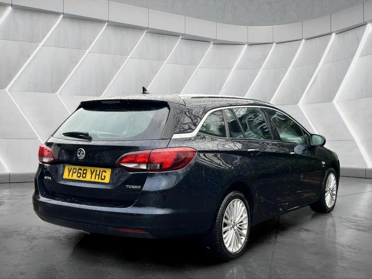 Used Vauxhall Astra 2018 for sale - 76634039: Photo 15