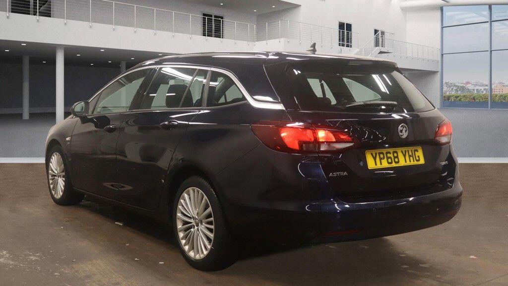 Used Vauxhall Astra 2018 for sale - 76634039: Photo 3