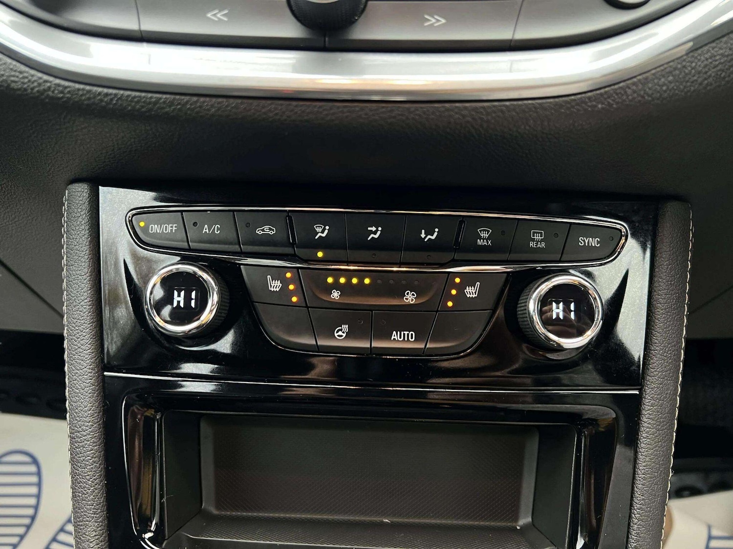 Used Vauxhall Astra 2018 for sale - 76634039: Photo 30