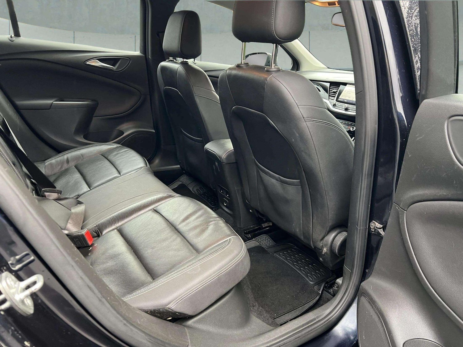 Used Vauxhall Astra 2018 for sale - 76634039: Photo 39