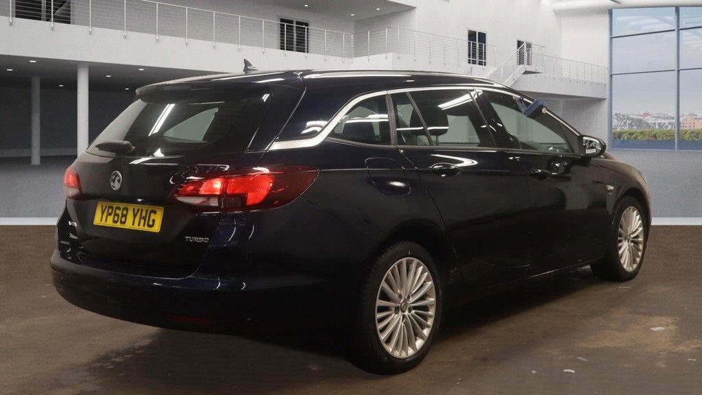 Used Vauxhall Astra 2018 for sale - 76634039: Photo 4