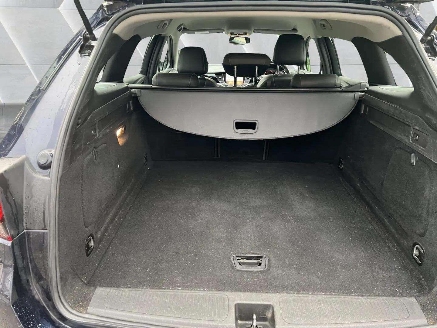 Used Vauxhall Astra 2018 for sale - 76634039: Photo 46