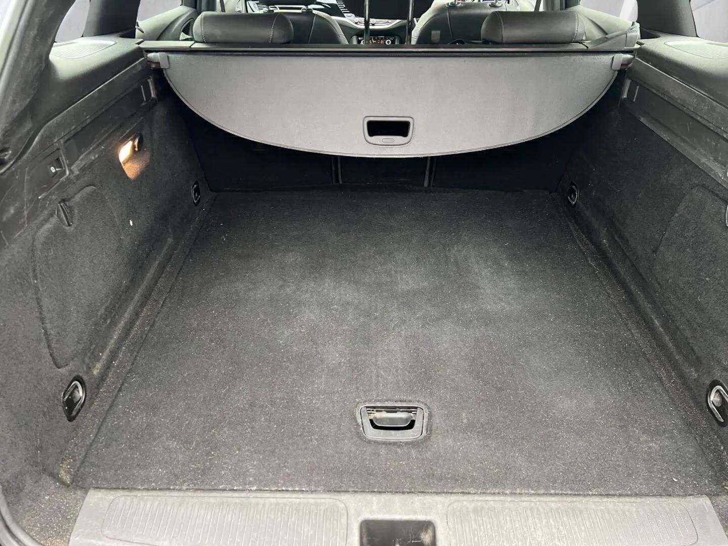 Used Vauxhall Astra 2018 for sale - 76634039: Photo 47