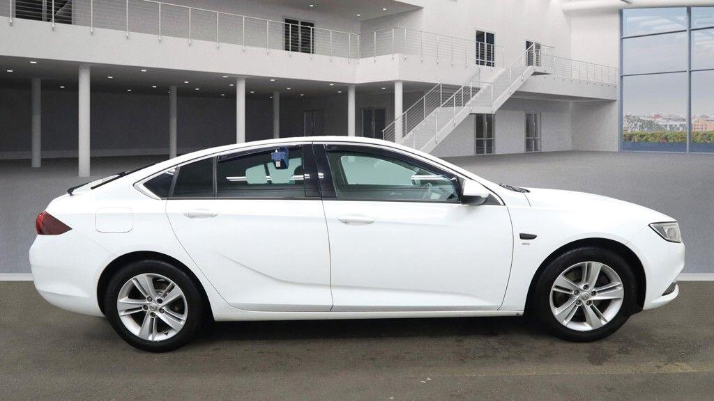 Used Vauxhall Insignia 2018 for sale - 76866421: Photo 5