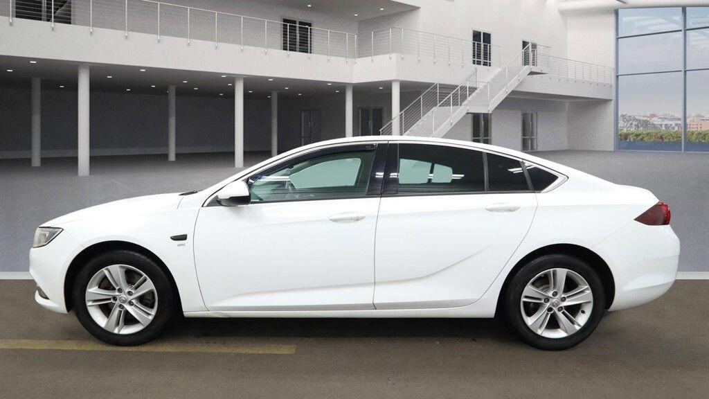 Used Vauxhall Insignia 2018 for sale - 76866421: Photo 6