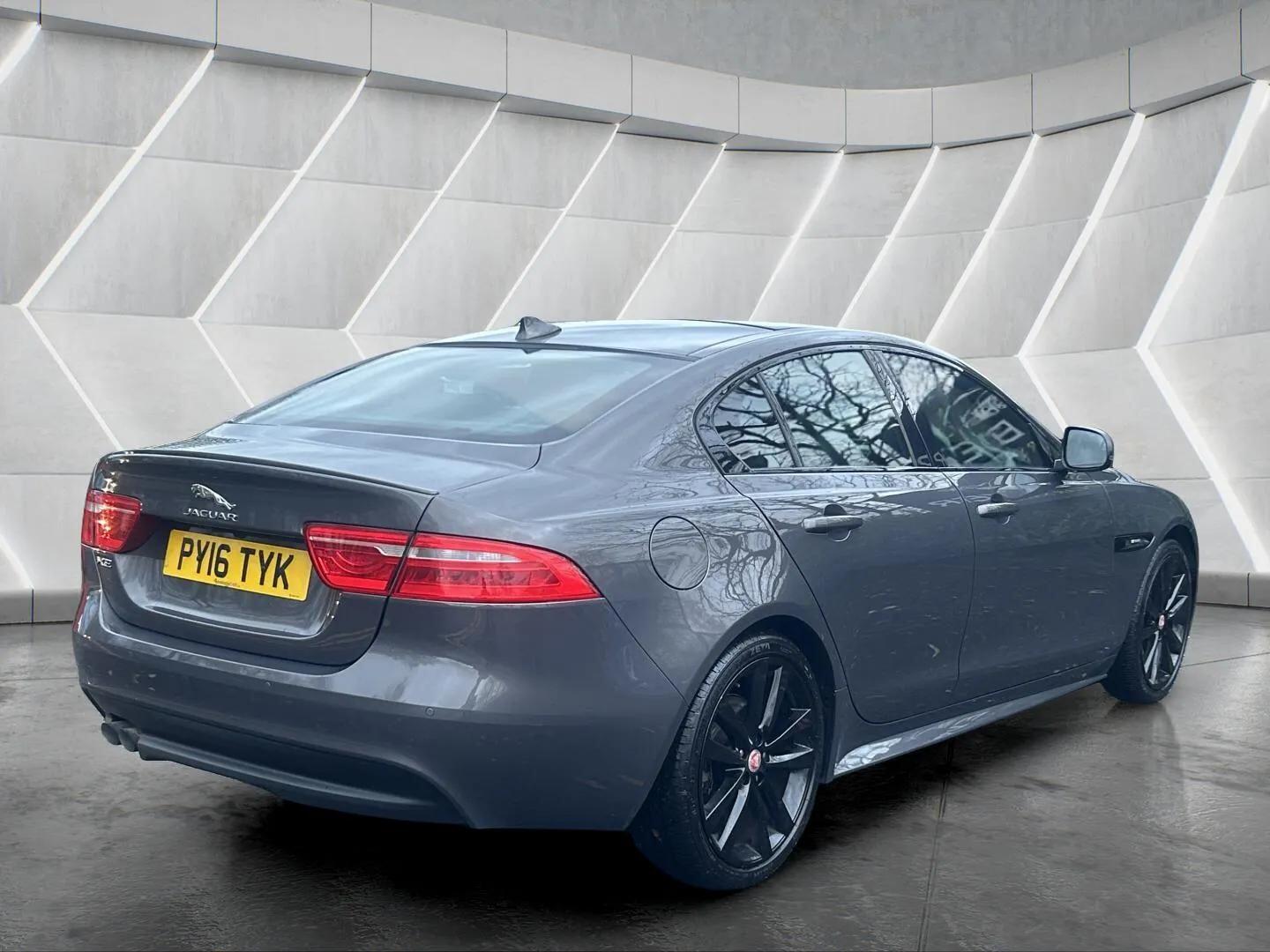 Used Jaguar XE 2016 for sale - 76801152: Photo 15