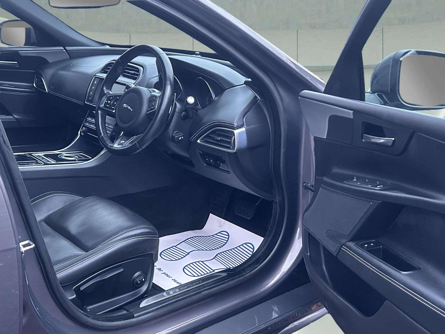 Used Jaguar XE 2016 for sale - 76801152: Photo 18