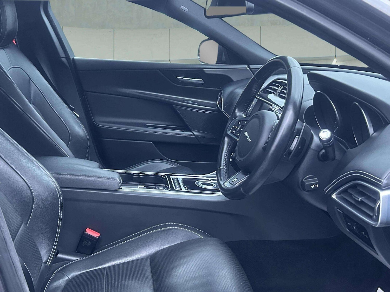 Used Jaguar XE 2016 for sale - 76801152: Photo 19