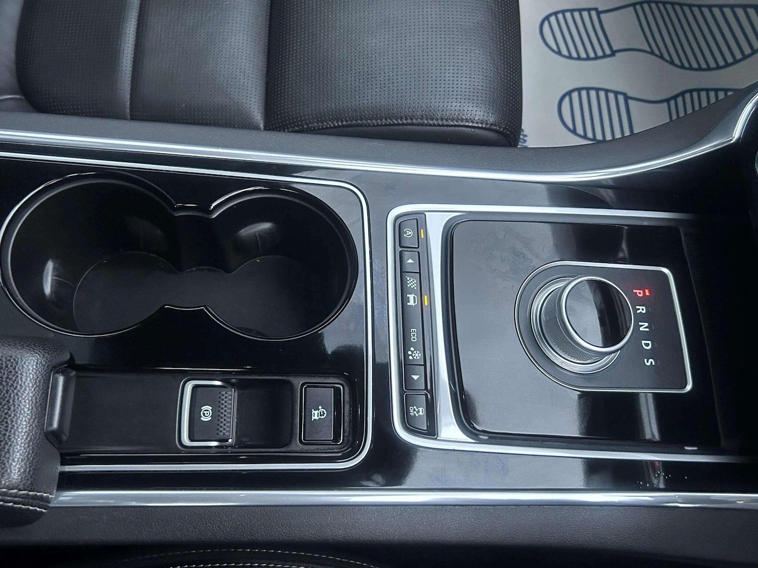 Used Jaguar XE 2016 for sale - 76801152: Photo 35