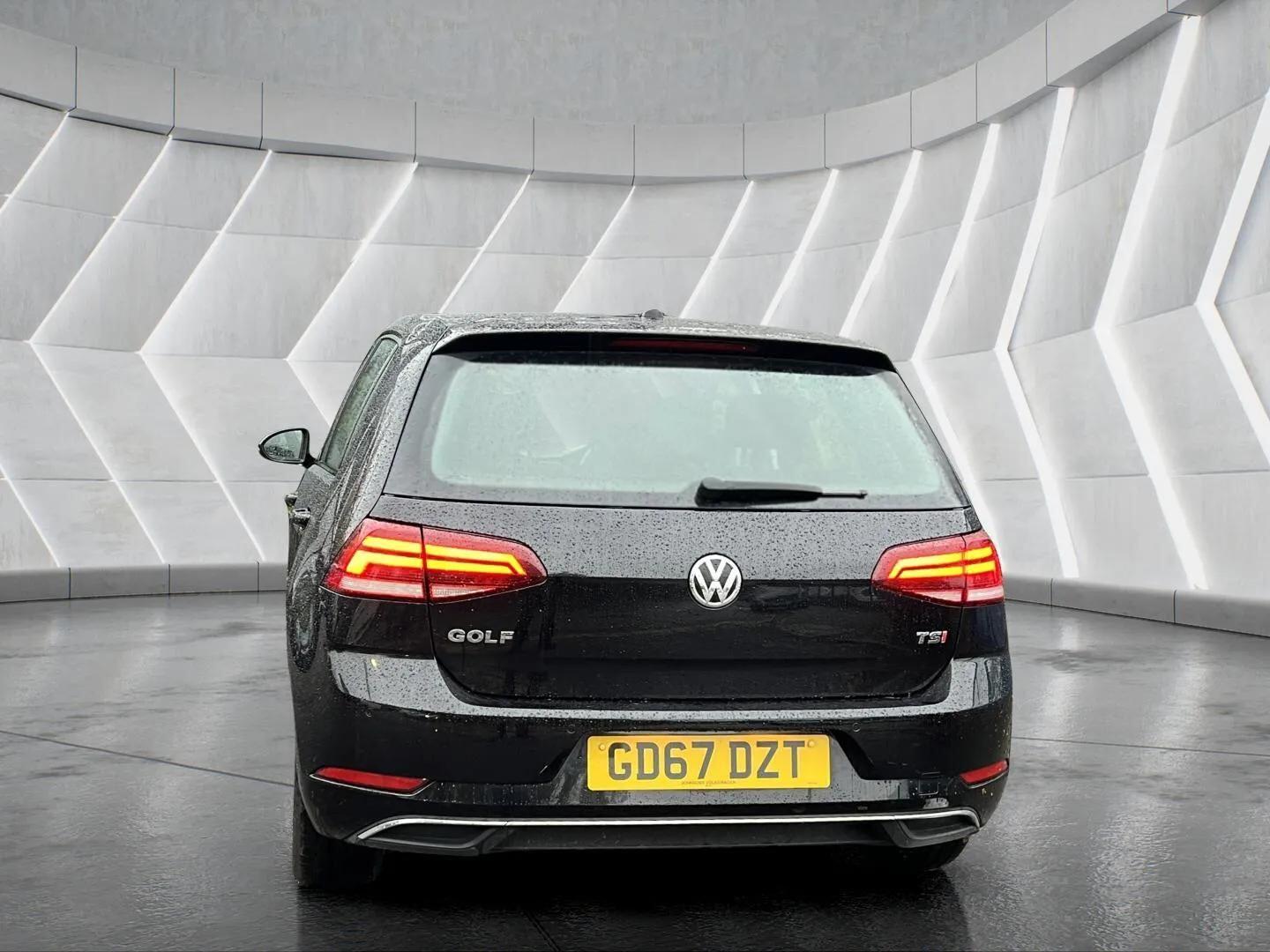 Used Volkswagen Golf 2017 for sale - 76598462: Photo 15