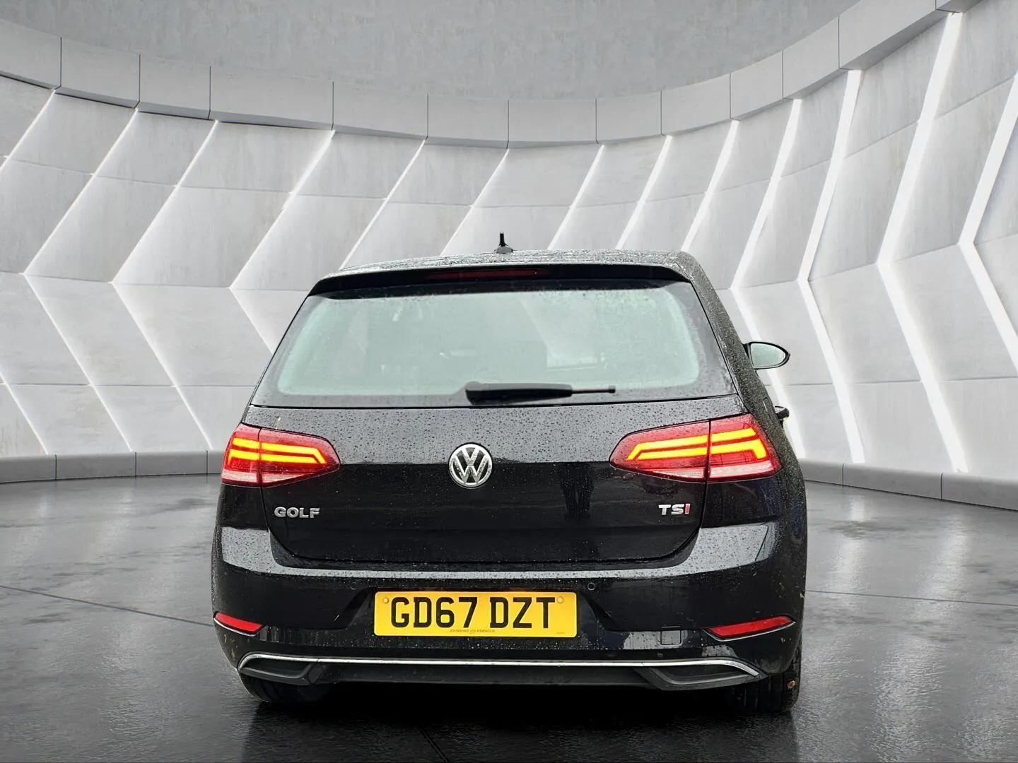 Used Volkswagen Golf 2017 for sale - 76598462: Photo 17