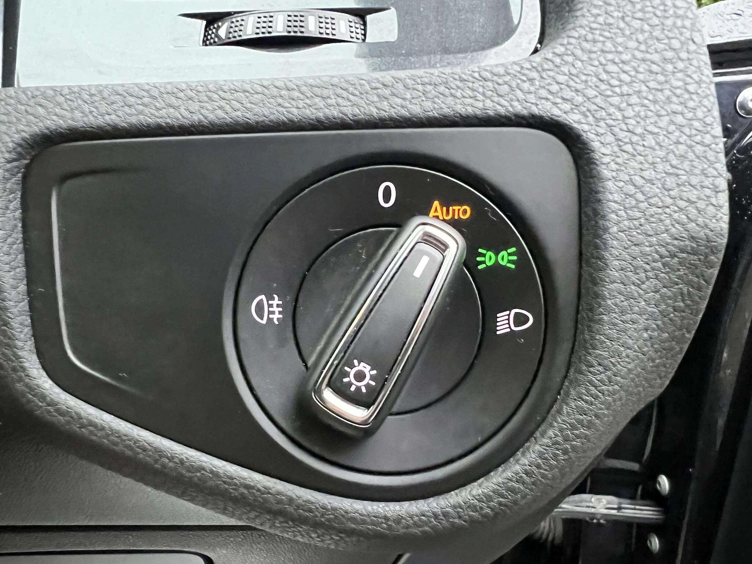 Used Volkswagen Golf 2017 for sale - 76598462: Photo 28