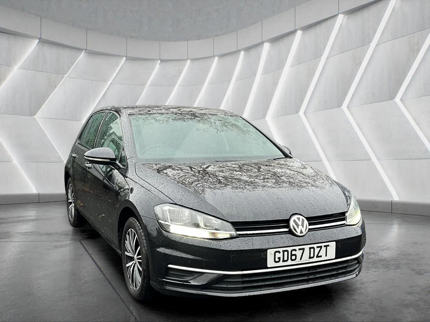 Used Volkswagen Golf 2017 for sale - 76598462: Photo 3