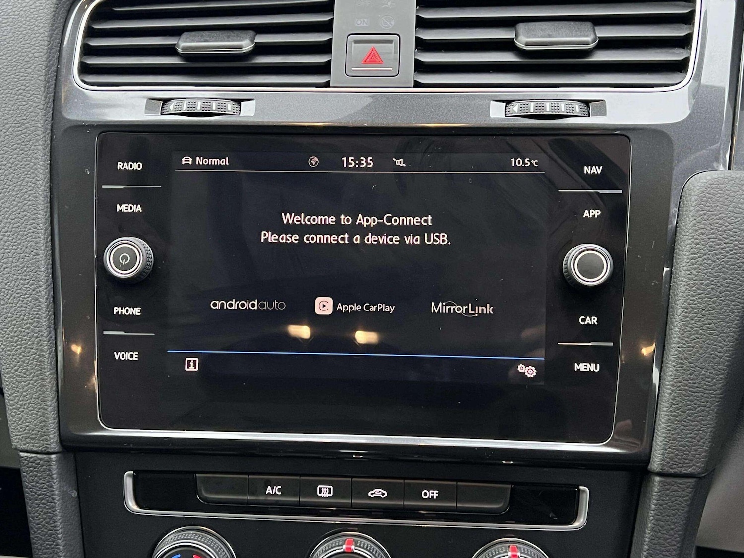 Used Volkswagen Golf 2017 for sale - 76598462: Photo 31