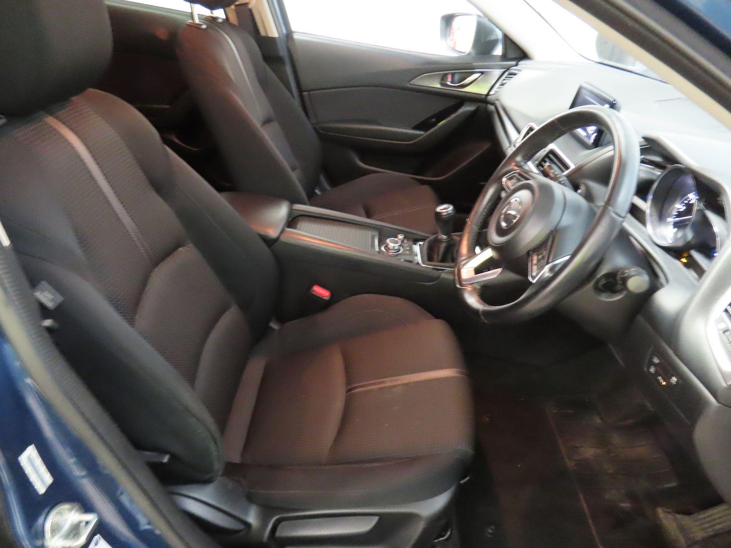 Used Mazda Mazda3 2017 for sale - 76715210: Photo 11